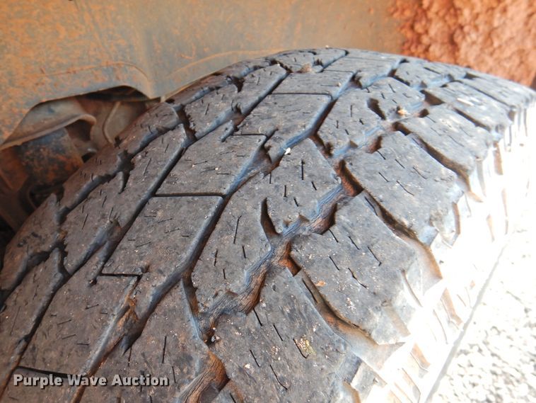 image for item DK2439 2002 Chevrolet Silverado 1500  Ext. Cab pickup truck