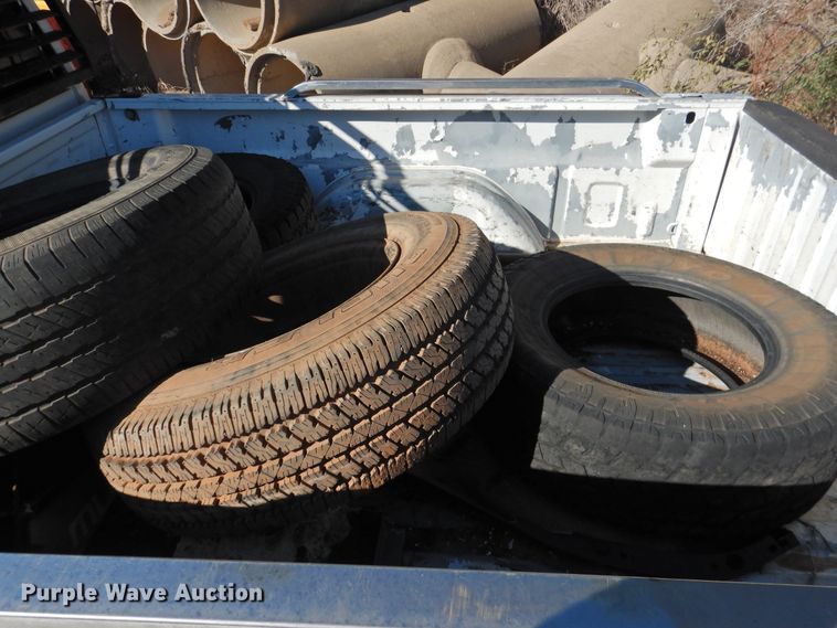 image for item DK2440 2001 Chevrolet Silverado 1500  Ext. Cab pickup truck