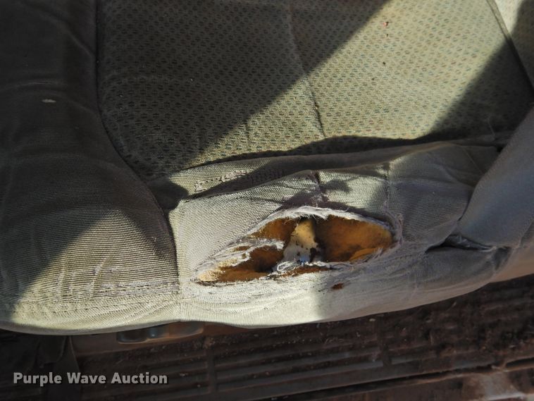 image for item DK2440 2001 Chevrolet Silverado 1500  Ext. Cab pickup truck