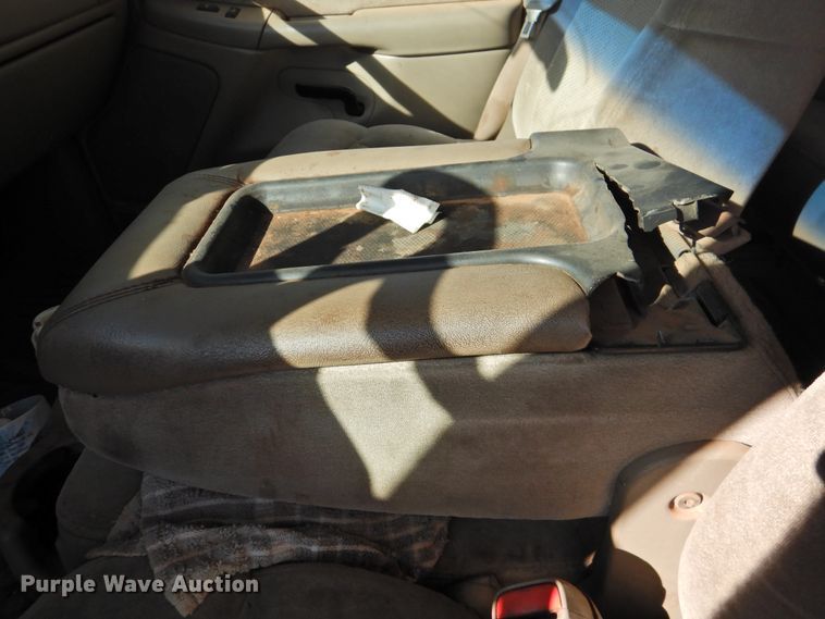 image for item DK2440 2001 Chevrolet Silverado 1500  Ext. Cab pickup truck