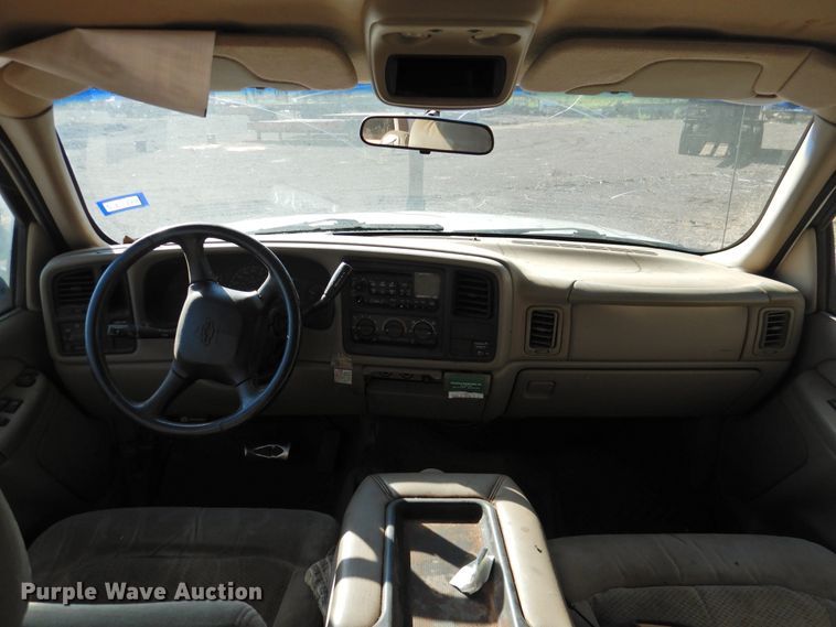 image for item DK2440 2001 Chevrolet Silverado 1500  Ext. Cab pickup truck