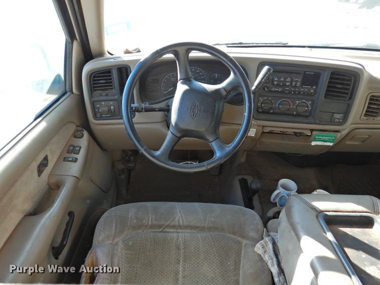 image for item DK2440 2001 Chevrolet Silverado 1500  Ext. Cab pickup truck