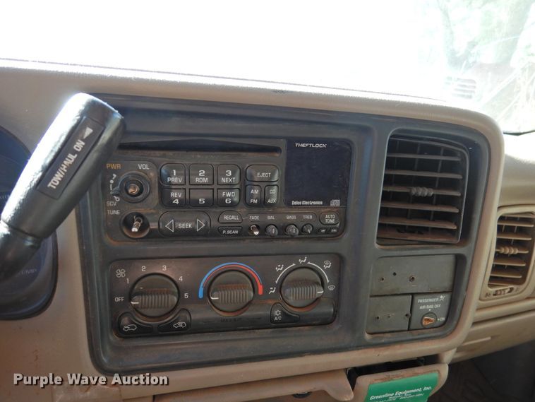 image for item DK2440 2001 Chevrolet Silverado 1500  Ext. Cab pickup truck