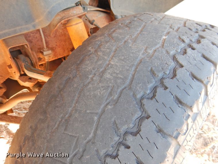 image for item DK2440 2001 Chevrolet Silverado 1500  Ext. Cab pickup truck