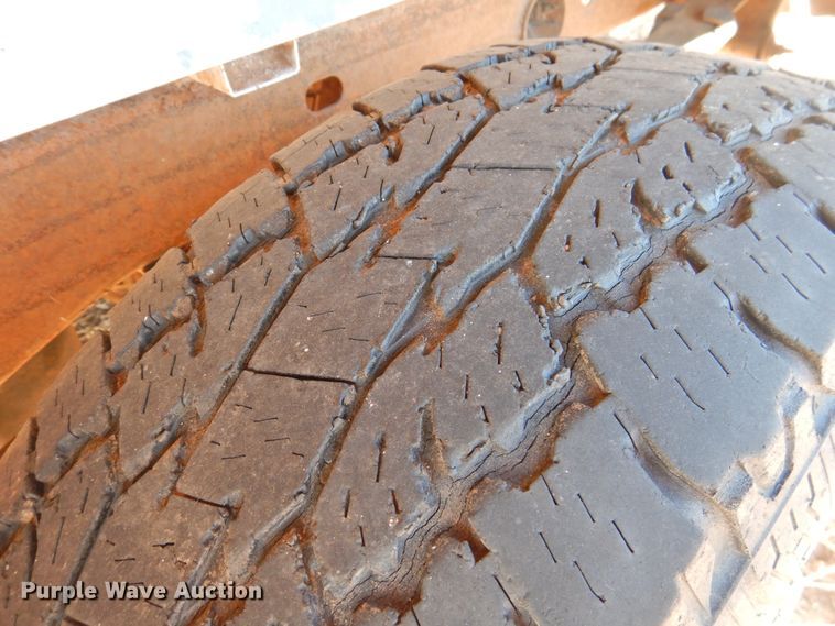 image for item DK2440 2001 Chevrolet Silverado 1500  Ext. Cab pickup truck