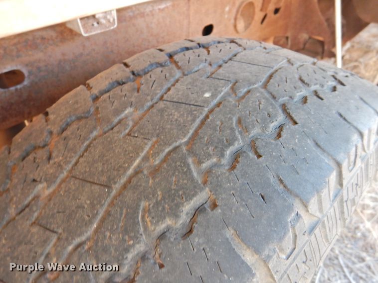 image for item DK2440 2001 Chevrolet Silverado 1500  Ext. Cab pickup truck