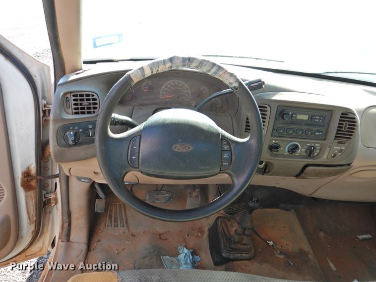 image for item DK2441 1999 Ford F150  pickup truck