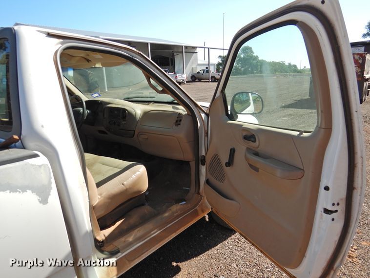 image for item DK2441 1999 Ford F150  pickup truck