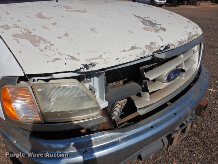 image for item DK2441 1999 Ford F150  pickup truck