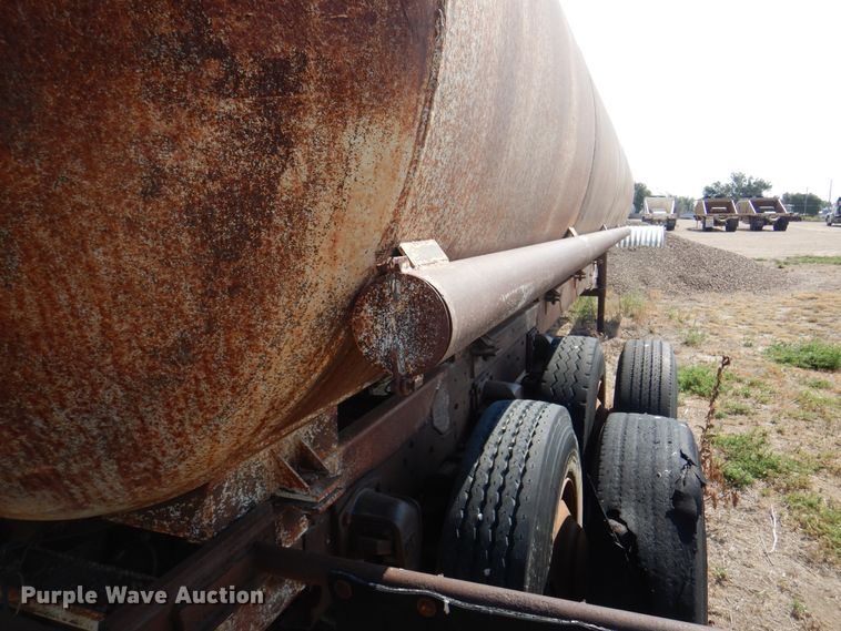 image for item DK8176 1937 Spencer T206  tank trailer