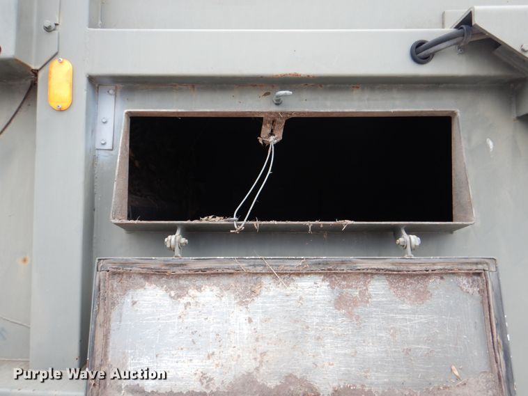 image for item DL0119 1988 International S1600  street sweeper truck