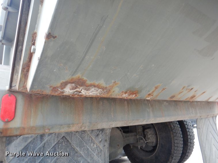 image for item DL0119 1988 International S1600  street sweeper truck