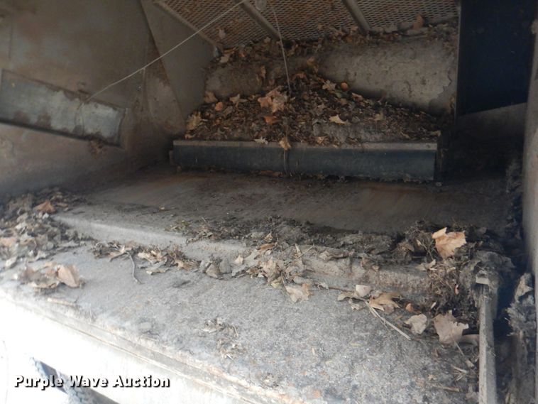 image for item DL0119 1988 International S1600  street sweeper truck