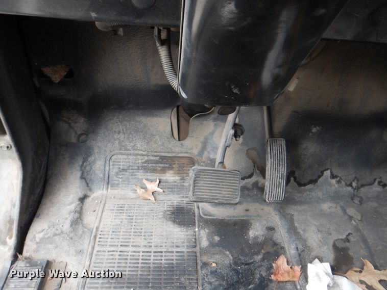 image for item DL0119 1988 International S1600  street sweeper truck