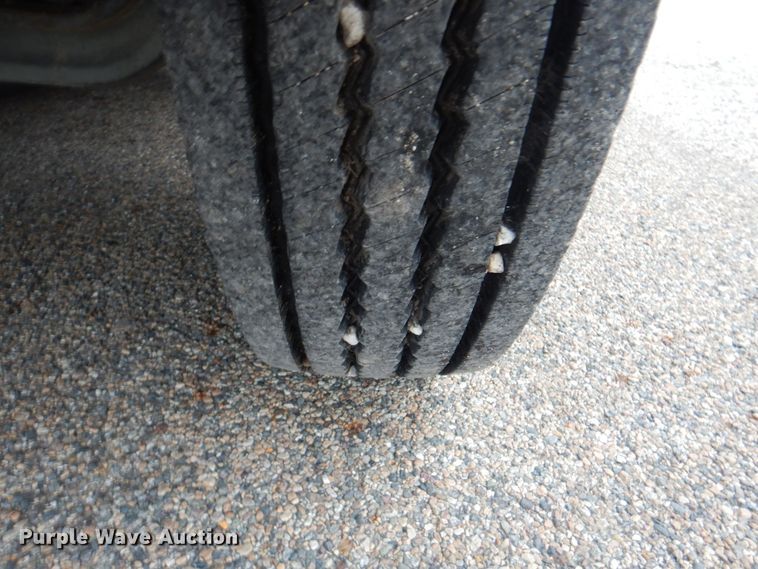 image for item DL0119 1988 International S1600  street sweeper truck