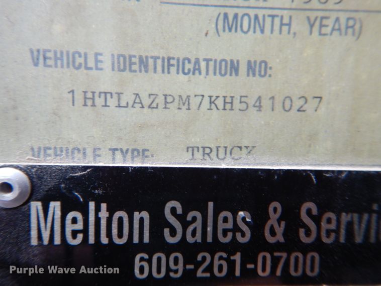 image for item DL0119 1988 International S1600  street sweeper truck