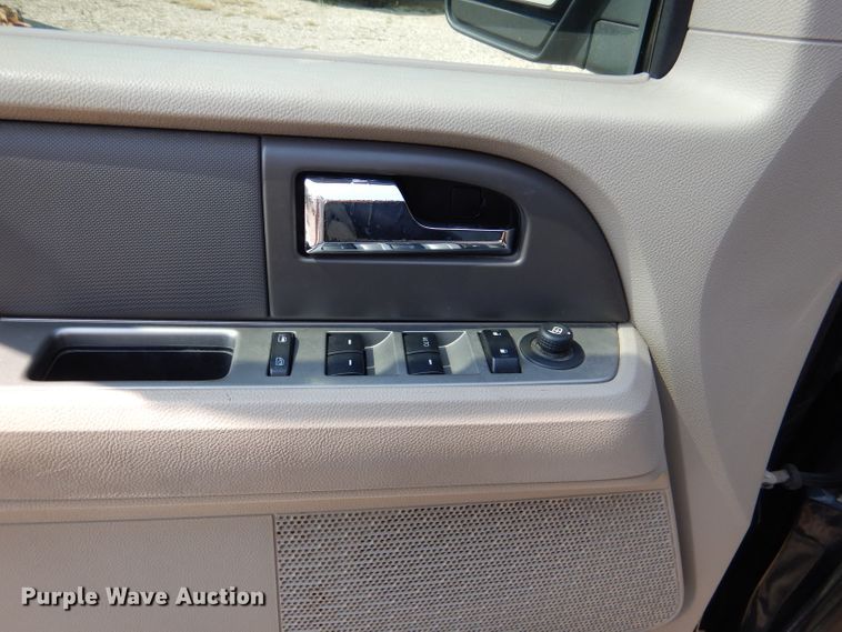 image for item DL3005 2010 Ford Expedition  SUV