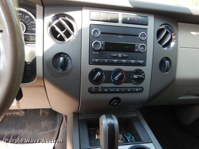 image for item DL3005 2010 Ford Expedition  SUV