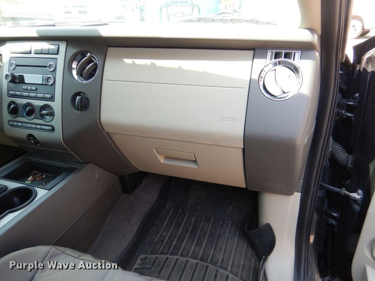 image for item DL3005 2010 Ford Expedition  SUV