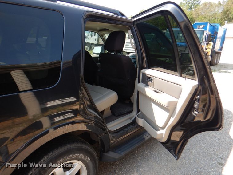 image for item DL3005 2010 Ford Expedition  SUV