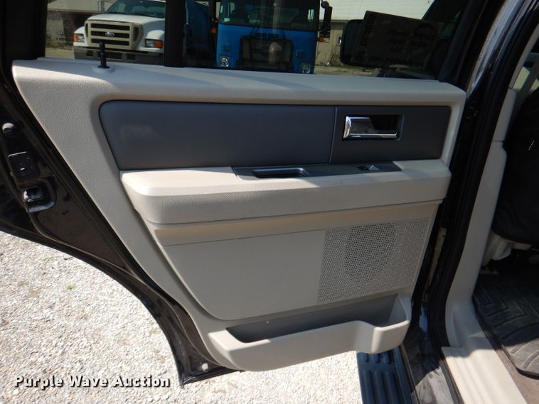 image for item DL3005 2010 Ford Expedition  SUV
