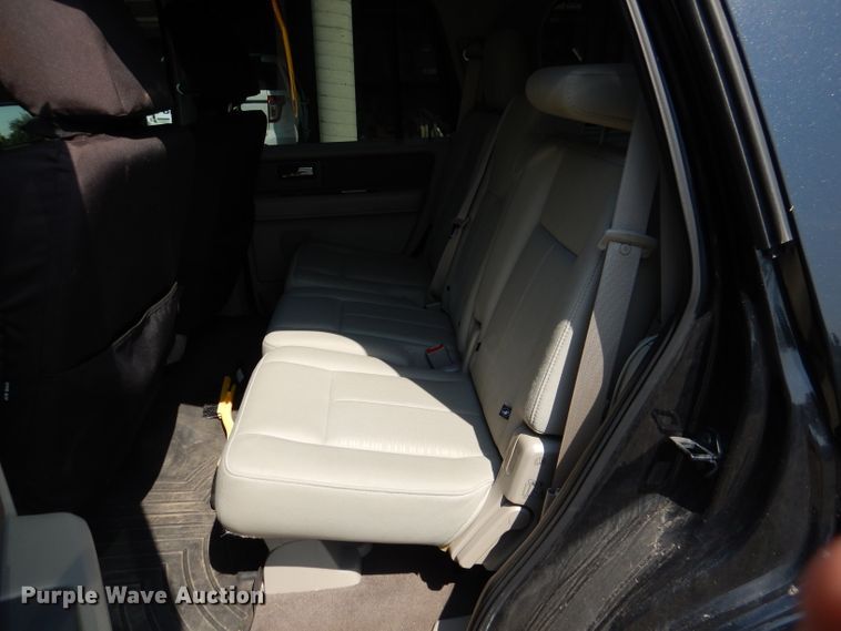 image for item DL3005 2010 Ford Expedition  SUV