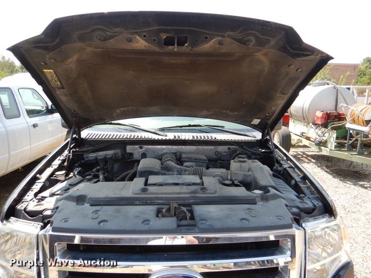 image for item DL3005 2010 Ford Expedition  SUV