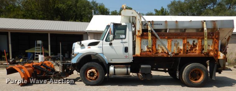image for item DL3007 2011 International 7400  dump truck