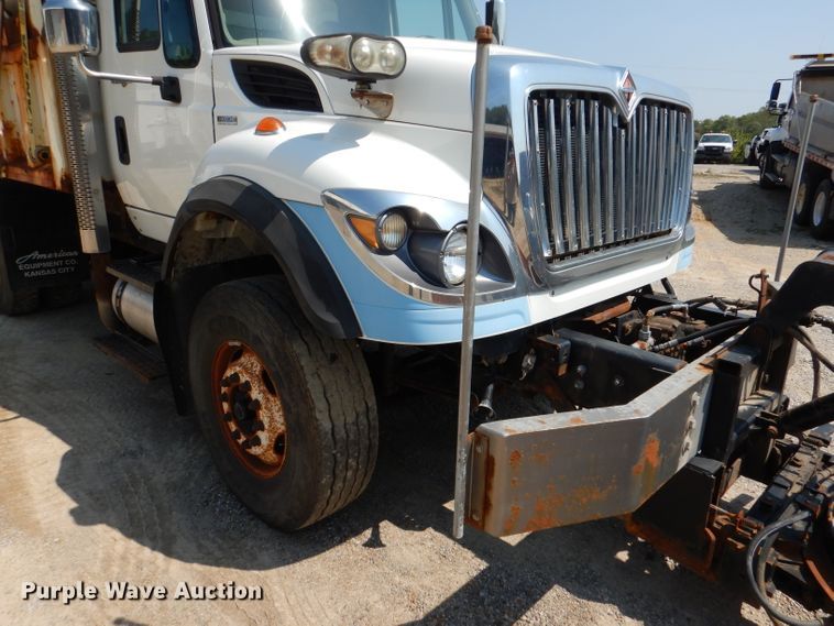 image for item DL3007 2011 International 7400  dump truck