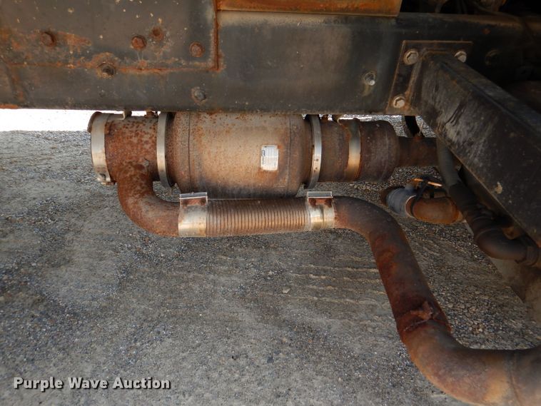 image for item DL3007 2011 International 7400  dump truck