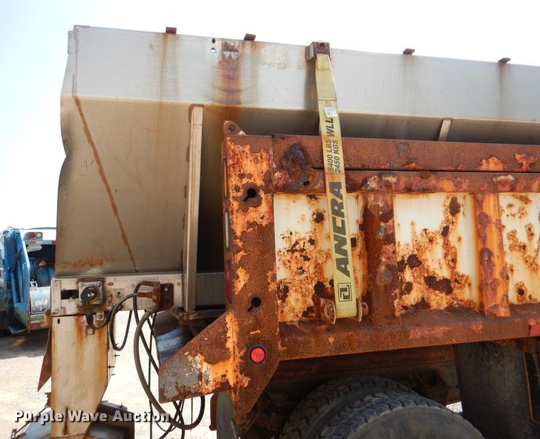 image for item DL3007 2011 International 7400  dump truck