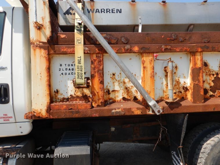 image for item DL3007 2011 International 7400  dump truck