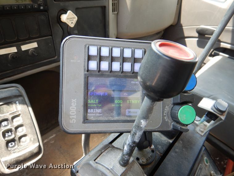 image for item DL3007 2011 International 7400  dump truck