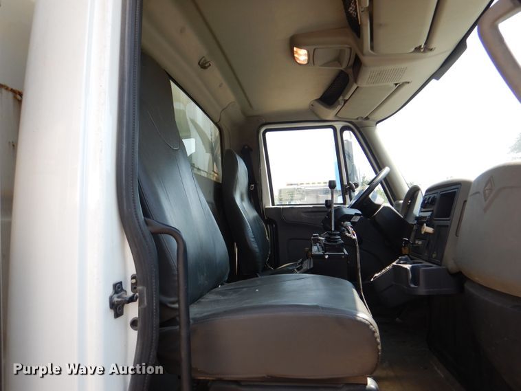 image for item DL3007 2011 International 7400  dump truck