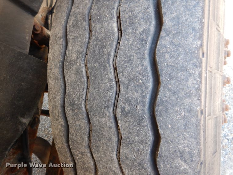 image for item DL3007 2011 International 7400  dump truck