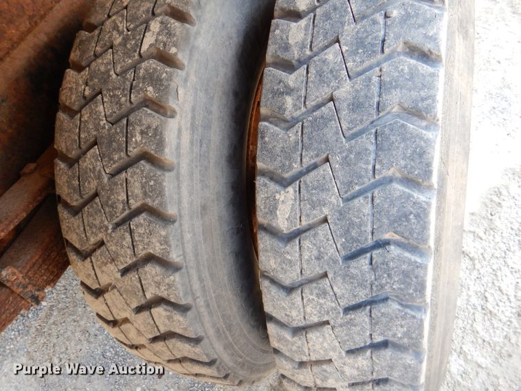 image for item DL3007 2011 International 7400  dump truck