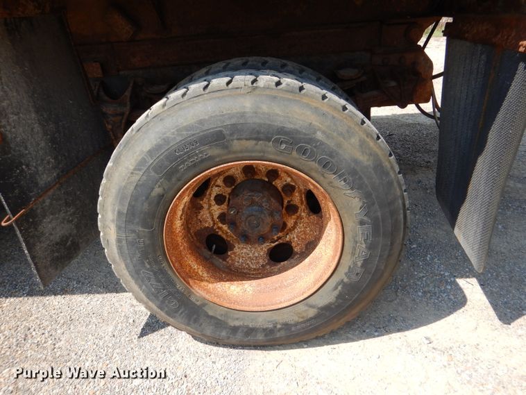 image for item DL3007 2011 International 7400  dump truck