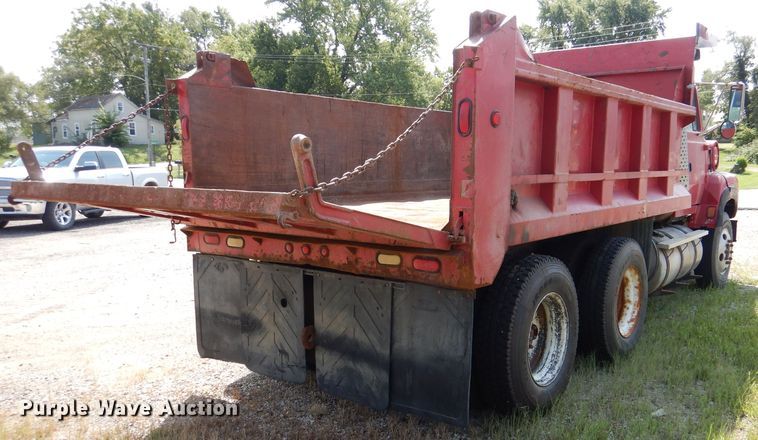 image for item DL3070 1995 Ford L9000  dump truck