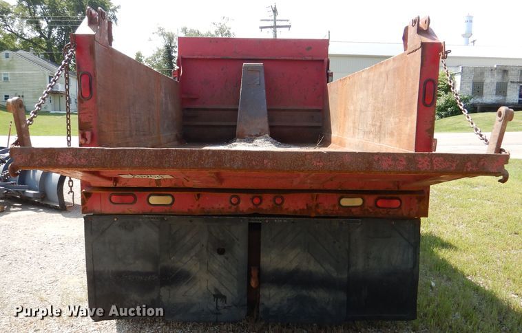 image for item DL3070 1995 Ford L9000  dump truck