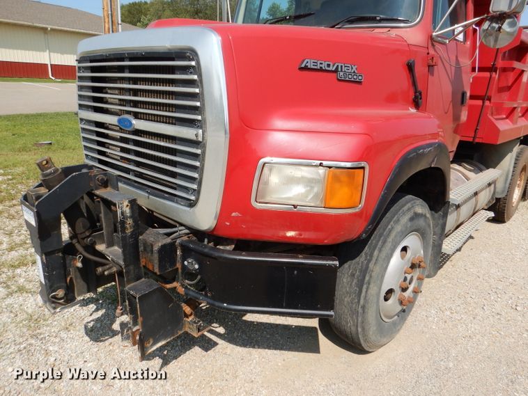 image for item DL3070 1995 Ford L9000  dump truck