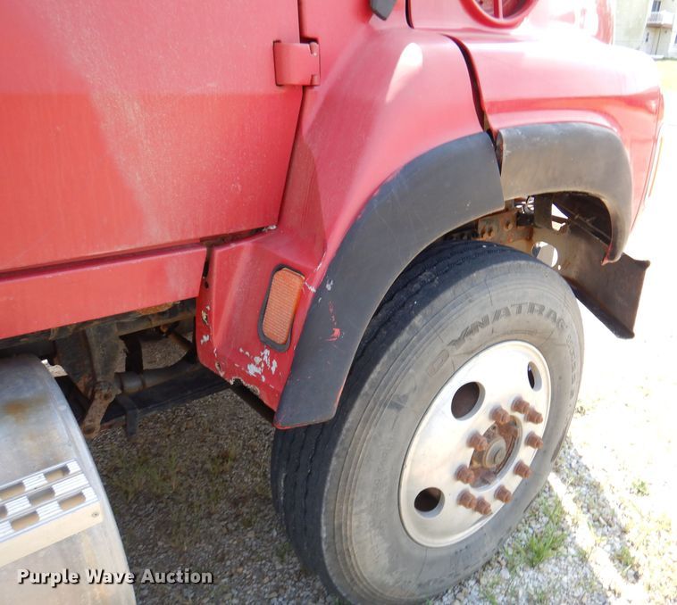 image for item DL3070 1995 Ford L9000  dump truck