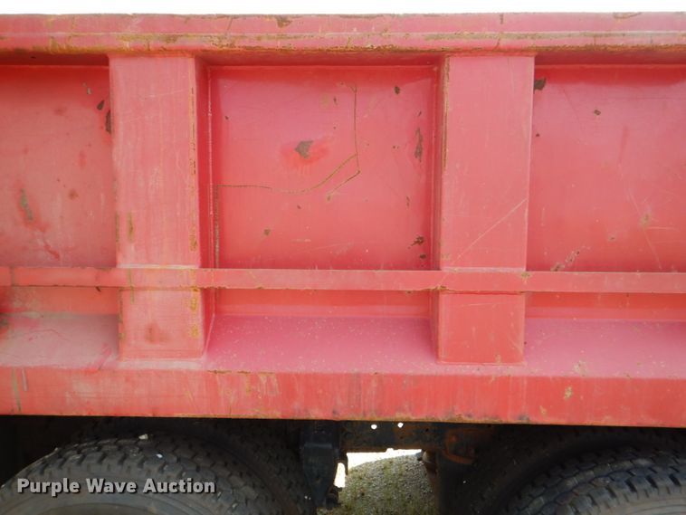 image for item DL3070 1995 Ford L9000  dump truck