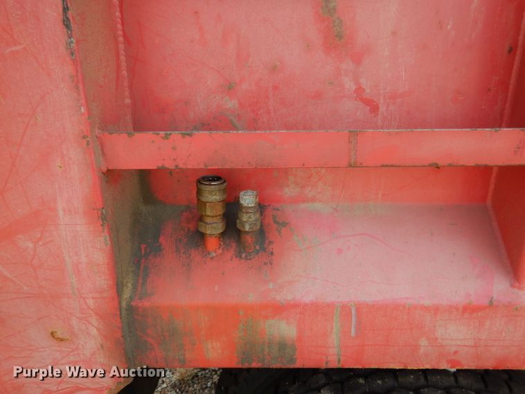 image for item DL3070 1995 Ford L9000  dump truck