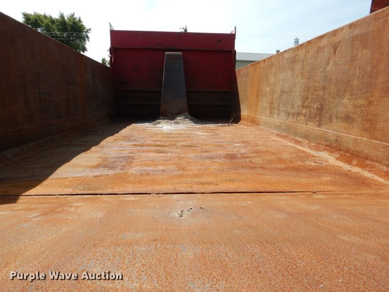 image for item DL3070 1995 Ford L9000  dump truck