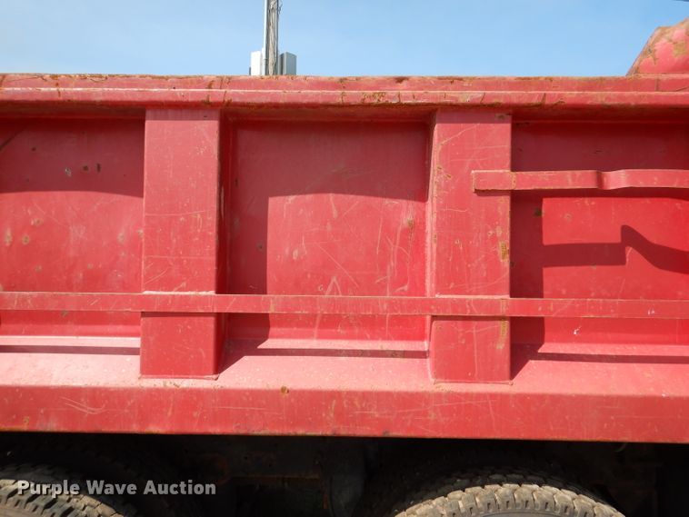 image for item DL3070 1995 Ford L9000  dump truck