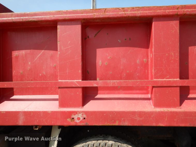 image for item DL3070 1995 Ford L9000  dump truck