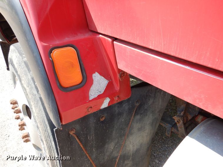 image for item DL3070 1995 Ford L9000  dump truck