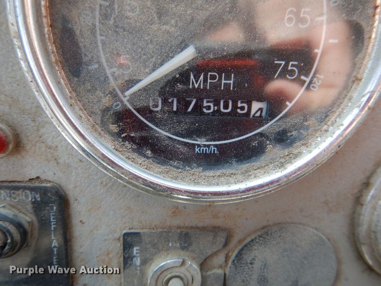 image for item DL3070 1995 Ford L9000  dump truck