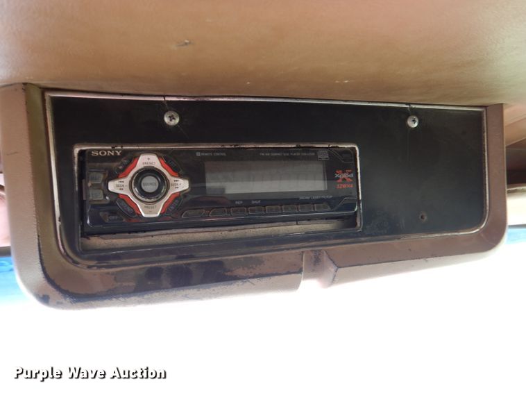 image for item DL3070 1995 Ford L9000  dump truck