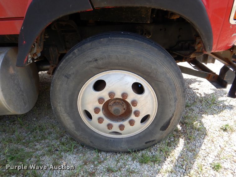 image for item DL3070 1995 Ford L9000  dump truck